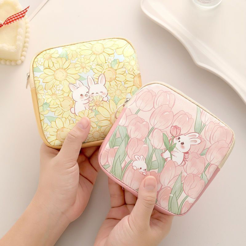 Cute Cartoon Oil Painting Port - Tech Accessories Kit recension och pris
