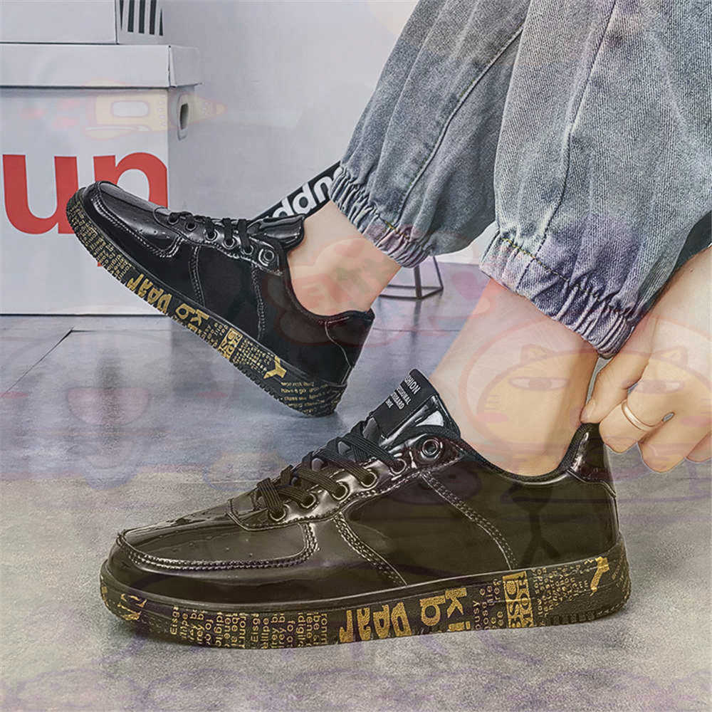 Round Foot Size 45 Sneakers Wh - Tech Accessories Gift Ideas recension och pris